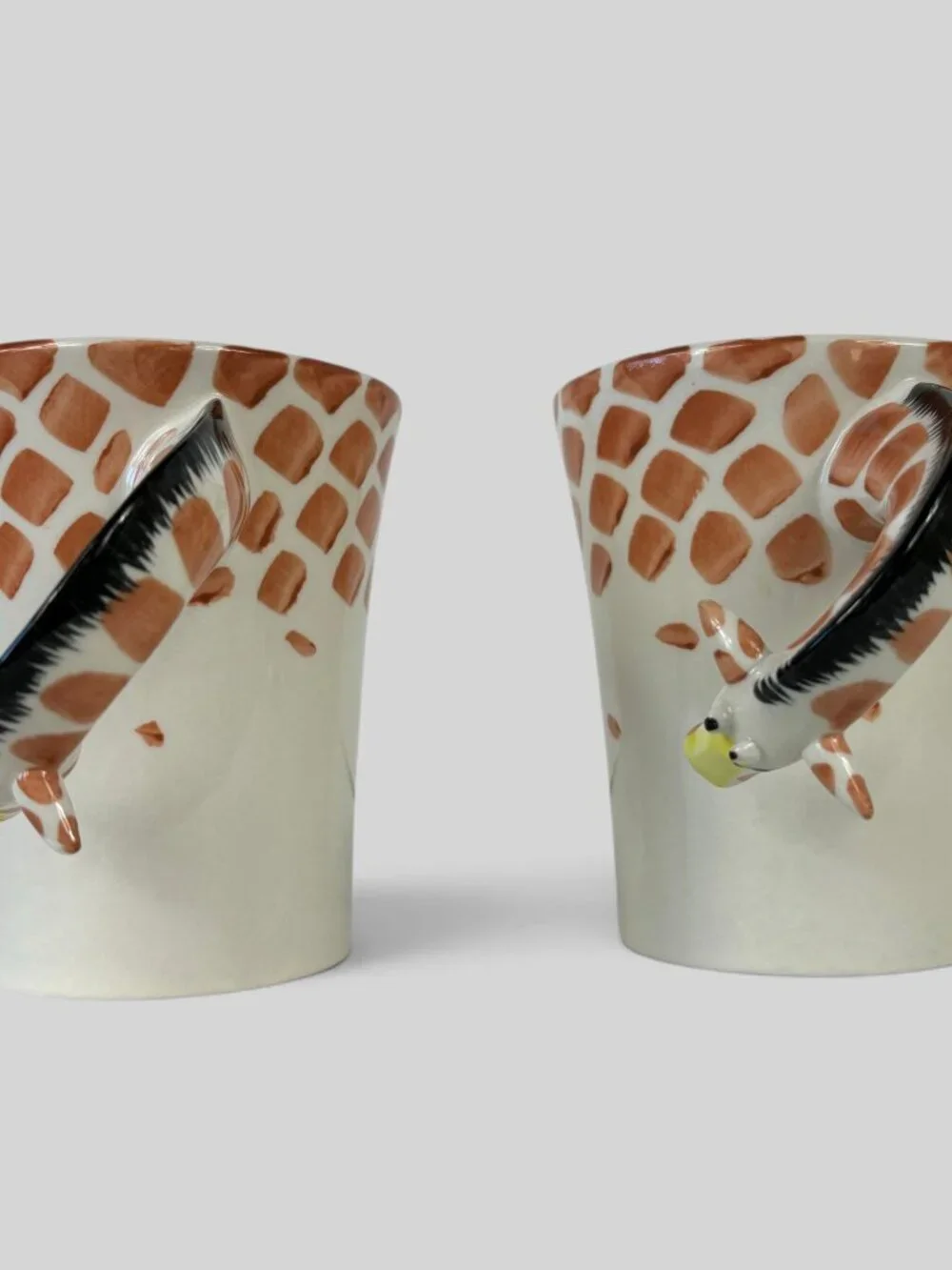 Pier 1 Giraffe Mugs Set of 2 Hand Painted Stoneware 16 oz
